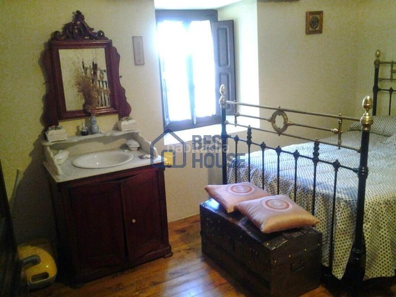 Foto f84c055b-629d-433e-b33a-653383054ce4. Casa a Boñar