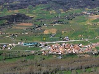 Masia a Villaquilambre. Parcela rústica de 1.462 metros cuadrado en san feliz del torío.