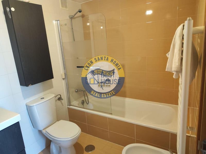 Foto 774c4d00-353e-4bfc-a052-dcdf59830e04. Piso  a la venta en Armunia. en Armunia León