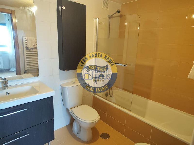 Foto 9ec3f8c9-ed3d-4c7e-a4a0-6514c231d30c. Piso  a la venta en Armunia. en Armunia León