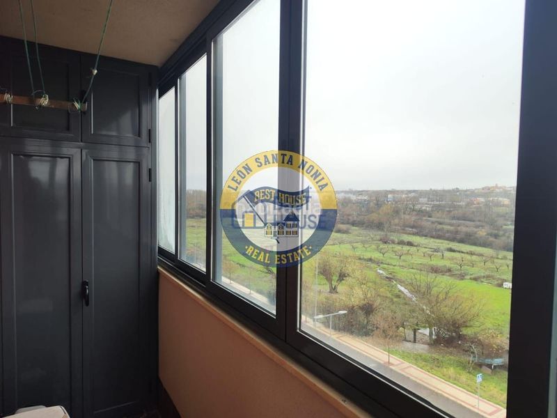 Foto bd342dd9-ae75-4ff1-abaf-4e9a3d49d18e. Piso  a la venta en Armunia. en Armunia León