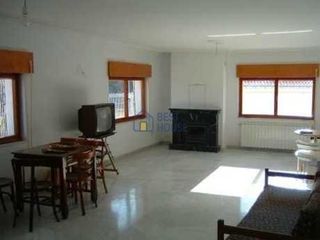 Chalet in Villamanín. Chalet independiente en villamanín.