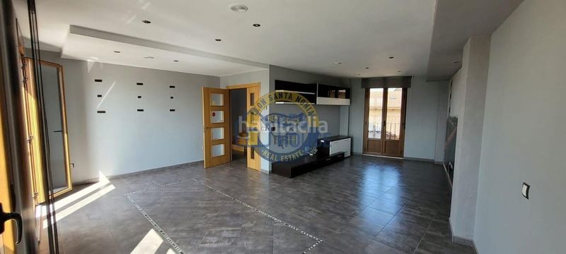 Foto 163228f2-625e-4b4f-bf4a-757176bea1f5. Casa amb calefacció a Onzonilla