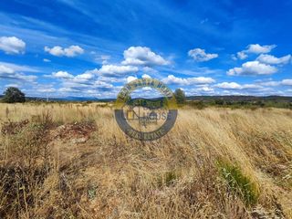 Wohngrundstück in Villaquilambre. Terreno urbano a la venta en villaquilambre.