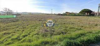 Terreno residencial en Villaturiel. Terreno urbano a la venta en castrillo de la ribera.