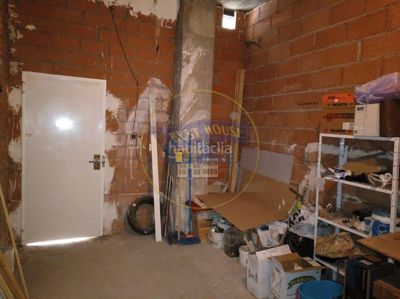 Foto ab440f60-a17a-4bf2-b9d3-506e5b3df730. Local comercial a Las Ventas León