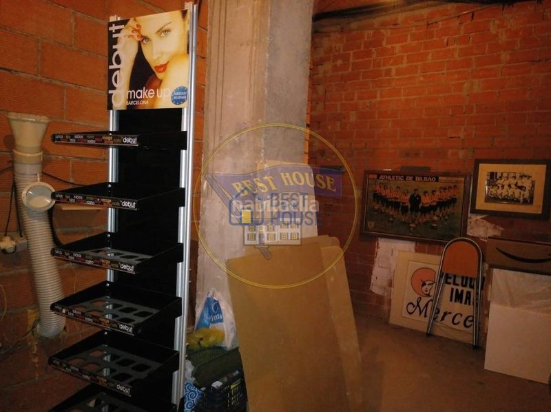 Foto de5cf641-e6d3-4a7b-ad1a-d9304f069205. Local comercial a Las Ventas León