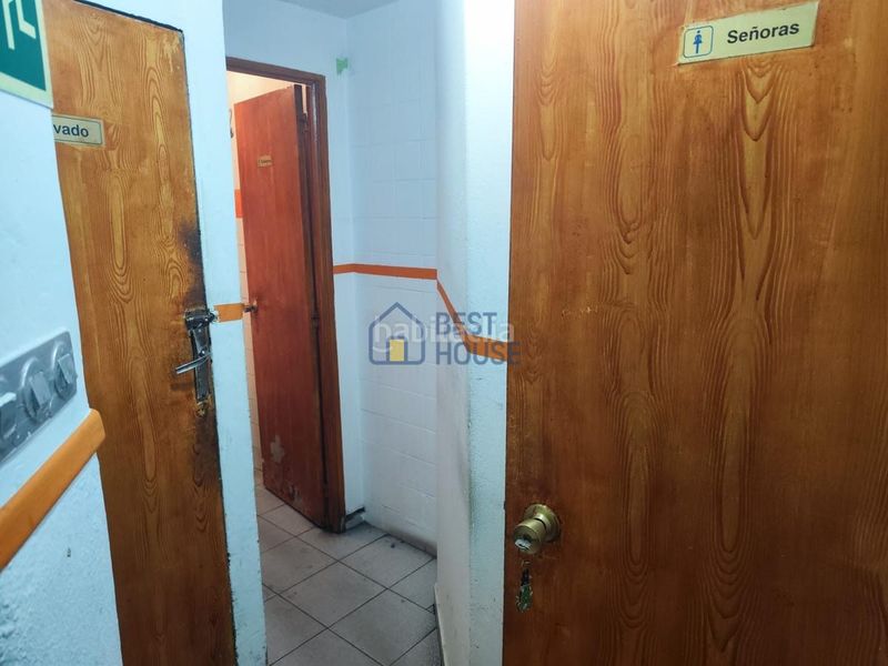 Foto 6dc0fbf6-9a60-40f2-8366-086a7742ea7d. Local comercial a Armunia León