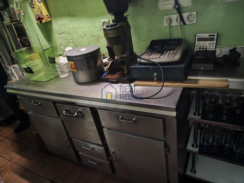 Foto a27a63dc-9736-4504-91f3-a92622871172. Local comercial a Armunia León
