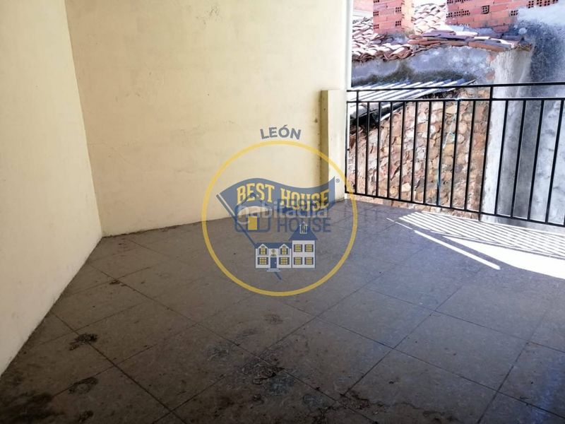 Foto 3dd5db23-2acb-4370-a203-9650a573b04d. Casa amb aparcament a Rioseco de Tapia