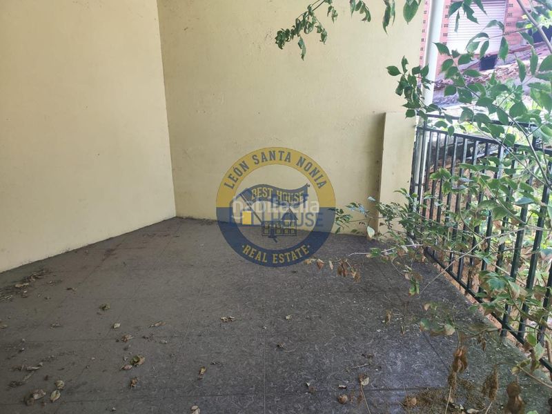 Foto 6133216d-5518-48b0-b388-6671e59b753d. Casa amb aparcament a Rioseco de Tapia