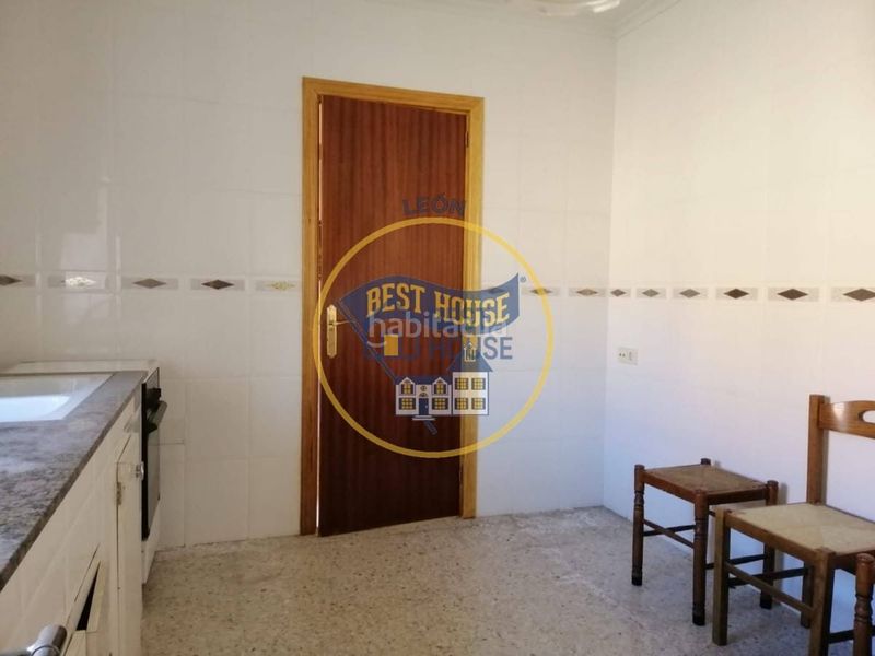 Foto 781deafd-50ce-4808-b556-635be01c9356. Casa amb aparcament a Rioseco de Tapia