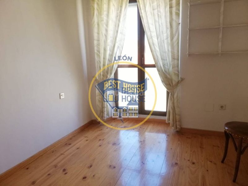 Foto 9cf8a2bf-a2bc-4e4d-9b83-bd83b3538f9d. Casa amb aparcament a Rioseco de Tapia