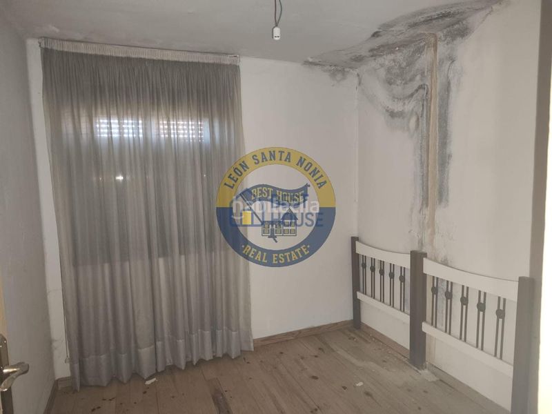 Foto 9e977060-89d2-4fc4-8790-652716eb0be9. Casa amb aparcament a Rioseco de Tapia
