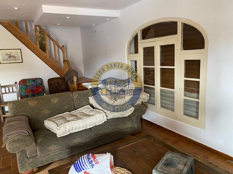 Foto e3ab4ddd-d45b-42b7-b394-671c69a070cb. Casa amb calefacció aparcament a Garrafe de Torío