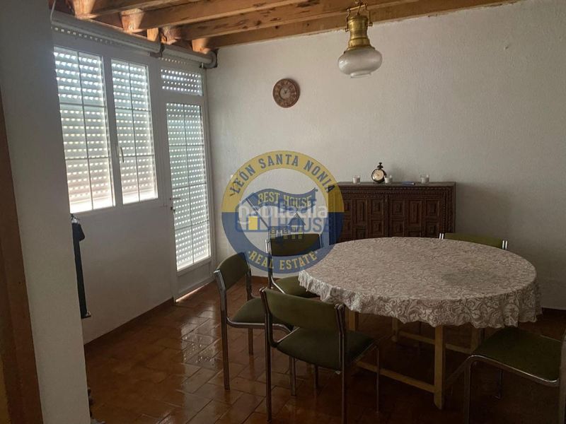 Foto e7f6817c-1f27-4e1f-80b3-466ea8de2d98. Casa amb calefacció aparcament a Garrafe de Torío