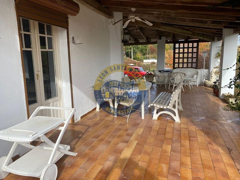 Foto fe163656-f2ef-4004-a6cb-86bb7cebe43b. Casa amb calefacció aparcament a Garrafe de Torío