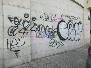 Local Comercial a San Mamés - La Palomera