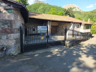 Casa a Boñar. Casa a la venta en orones, en la montaña del porma.