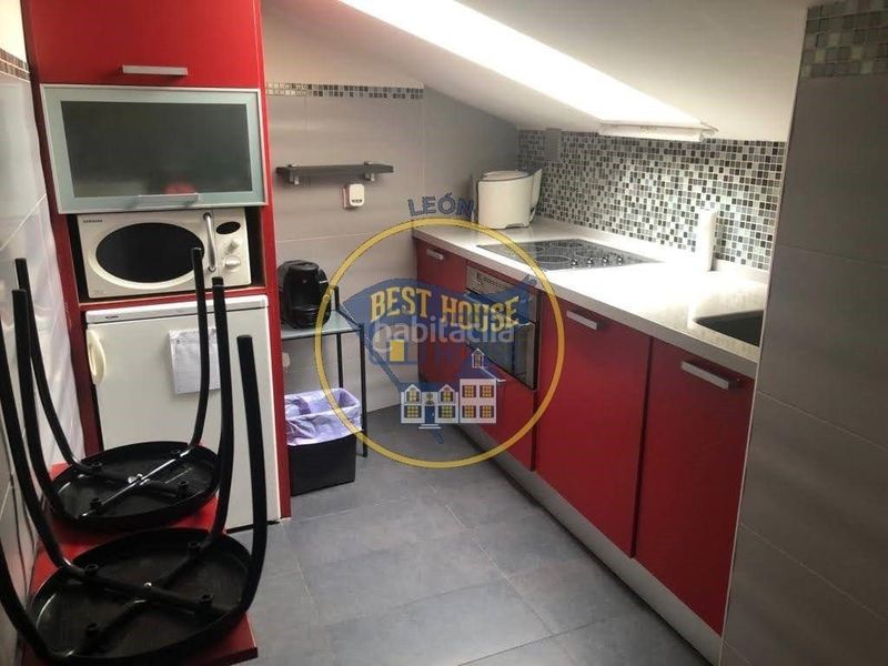 Foto 520e9dce-d684-4121-acf1-2171d9daf5b4. Apartament amb calefacció a Casco Antiguo León
