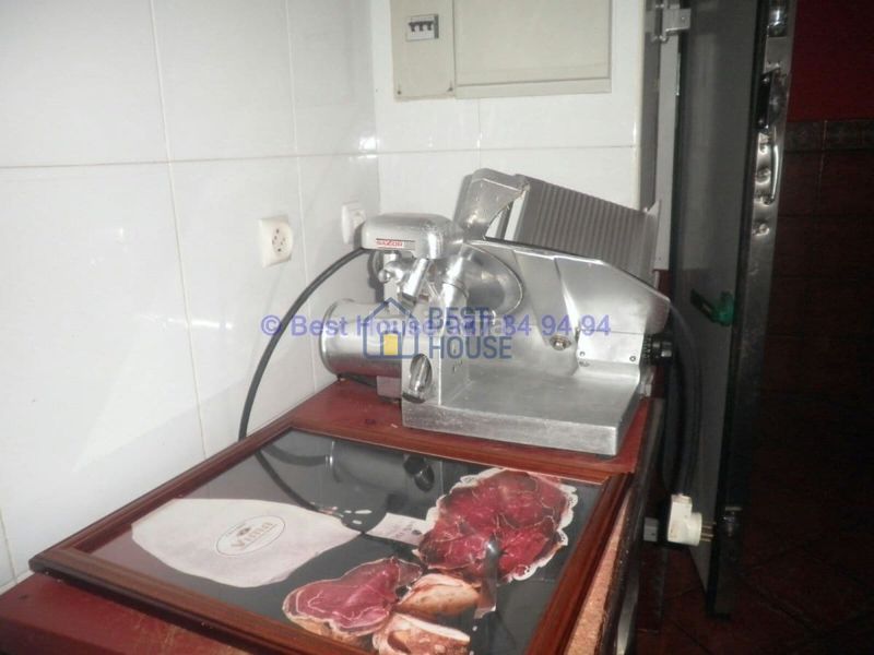 Foto 7b0eabbd-40d8-456b-80f7-1668eee7b90e. Local comercial a El Soto León