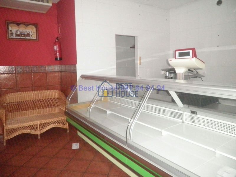 Foto d937fd79-c7a1-44b3-9676-bf0c231944fd. Local comercial a El Soto León