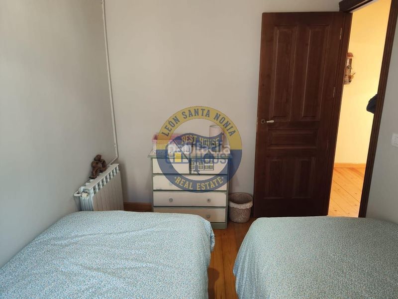 Foto 1b1ab02f-bca7-4e79-84ff-d8c5e951e8c5. Casa amb calefacció a Valdesamario