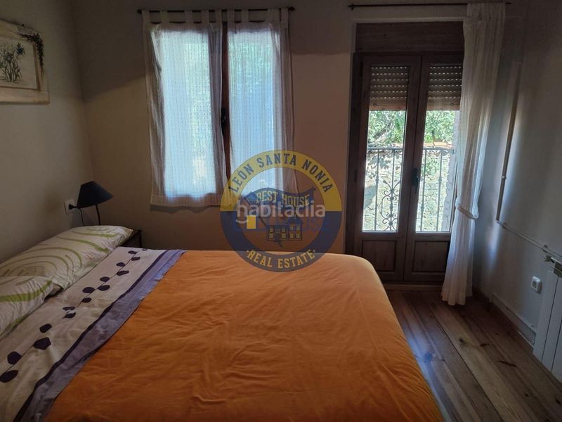 Foto e13734bc-3a43-4ff8-837c-778e1c3df2ee. Casa amb calefacció a Valdesamario