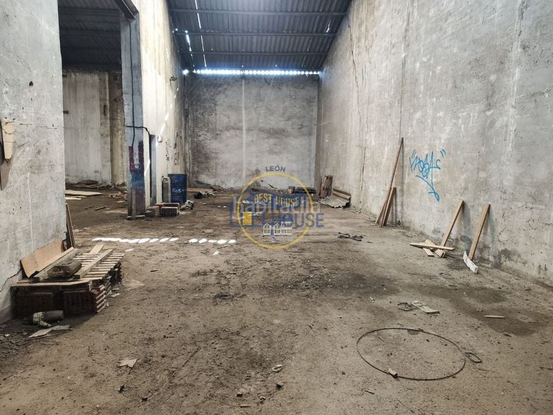 Foto 2dd79743-f0ba-4310-90d0-00c3a3251370. Nau industrial a La Vega - La Sal León
