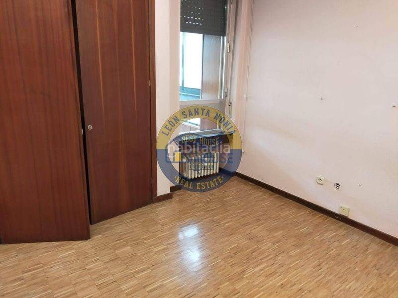 Foto 0c044a5f-ee82-4a42-aa78-271a7d9384dd. Pis amb calefacció a Centro Ciudad León