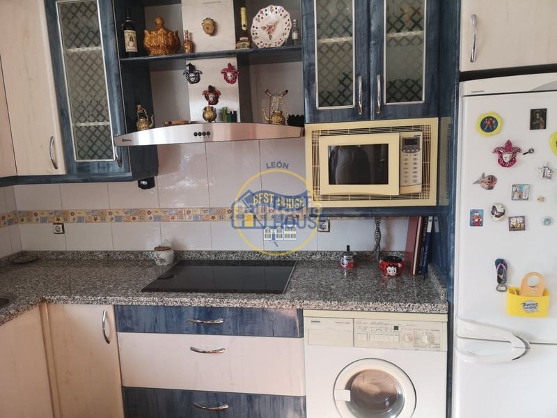 Foto ac76d2ec-3226-43de-986d-e136239729c3. Casa amb calefacció a Puente Castro León