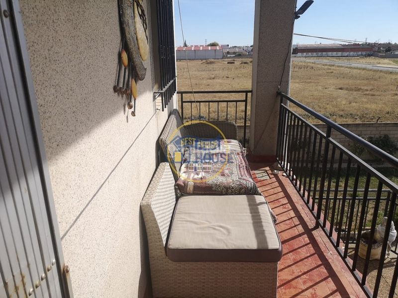 Foto b66c094c-ea16-4615-8524-9e4ca16708b7. Casa amb calefacció a Puente Castro León