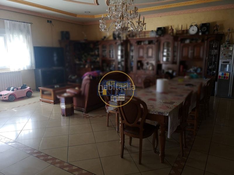 Foto d32a7ec3-670f-43a1-a025-c3d8ee4117ff. Casa amb calefacció a Puente Castro León