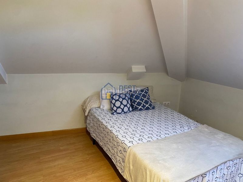 Foto 69500815-d5aa-465f-ad3a-34ab82580021. Apartament amb calefacció aparcament a La Lastra León