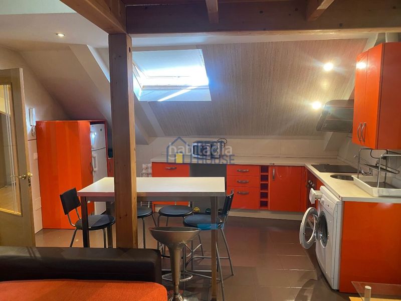 Foto 961ad84a-f13d-4318-900c-09db7e5b52b8. Apartament amb calefacció aparcament a La Lastra León