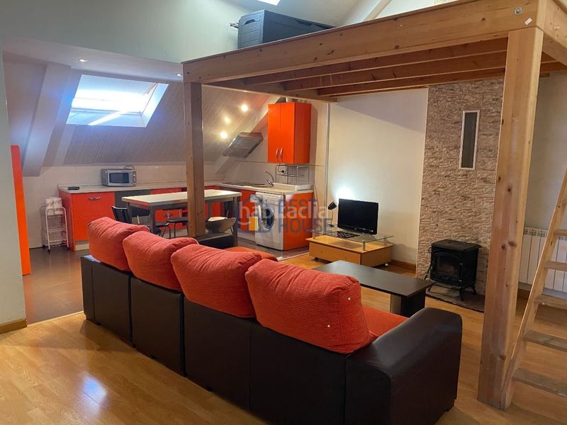 Foto d70748ee-6bf5-488a-ab48-dd3562de17c8. Apartament amb calefacció aparcament a La Lastra León