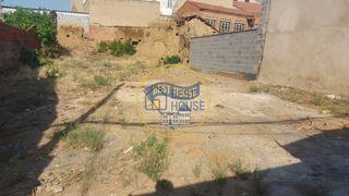 Terreno residenziale in Trobajo del camino. Terreno urbano a la venta en san andrés del rabanedo.