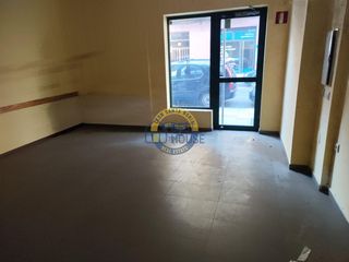 Alquiler Local Comercial en San Mamés - La Palomera. Local comercial acondicionado en nocedo.