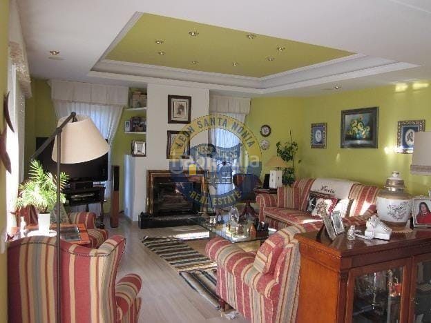 Foto fe7c0515-46ac-4b2c-b3b2-3b81a99682d8. Casa se vende chalet en las lomas, con vistas de todo león. en Valdefresno