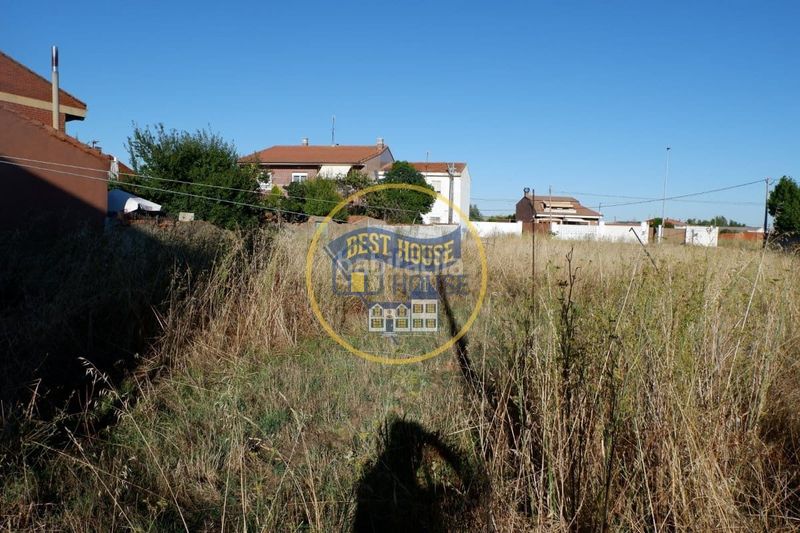 Foto 0ead236b-dc00-412d-91d4-770667c61bf5. Terreny residencial a Armunia León
