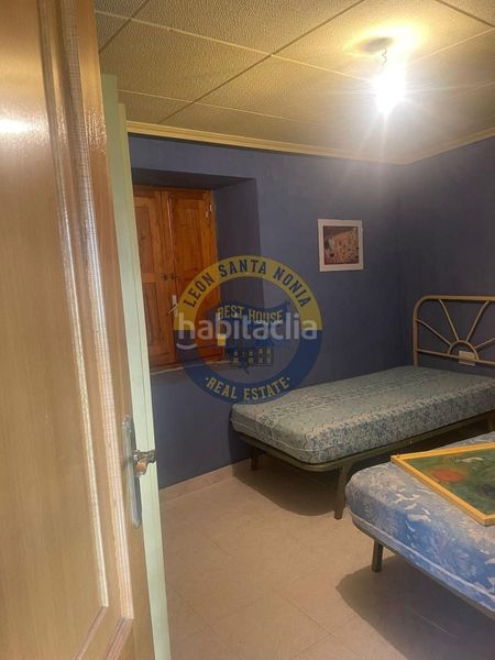 Foto acd0f145-744a-4618-a3e5-388e9ce10baa. Casa amb calefacció a Carucedo