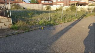 Terreno residencial en Valdefresno