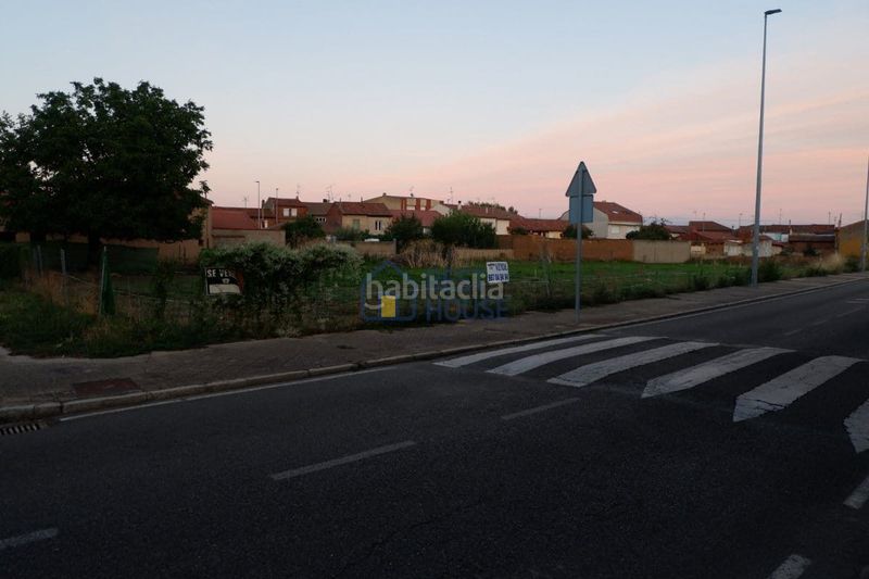 Foto 3dd71e90-1091-46be-9399-5ab3a77f1f01. Terreny residencial a Armunia León