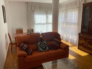 Rent Flat in Las Eras de Renueva. Piso en alquiler en eras de renueva.