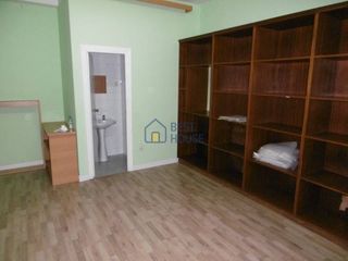 Business premise in San Claudio - La Chantría