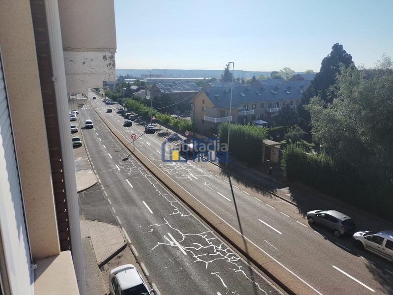 Foto d4601f85-0771-4375-90e1-82883da1aa4d. Alquiler dúplex  en alquiler en la virgen del camino. en Valverde de la Virgen