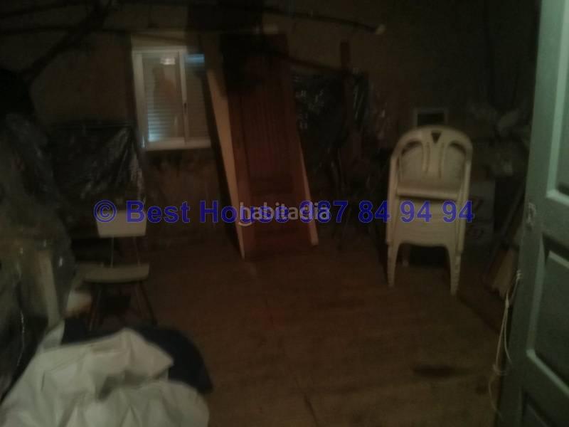 Foto 1474864f-afcb-405d-90ed-c78c7acbaa6a. Masia amb aparcament a Valdefresno