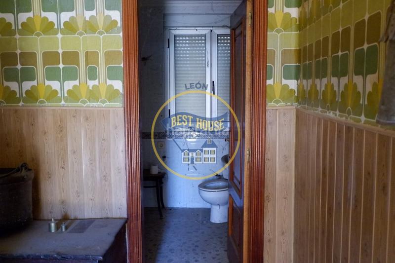 Foto 36f55876-ca31-4a4e-a103-aa9de94576b5. Masia a Armunia León