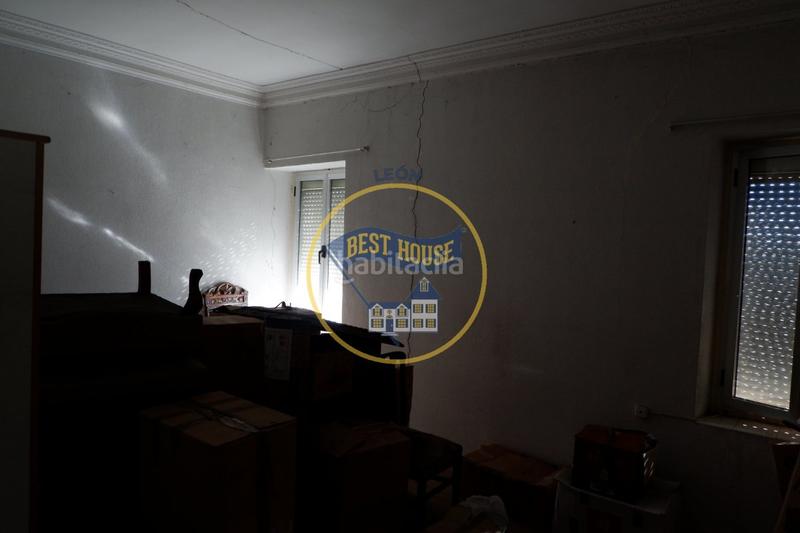 Foto fb6b8740-a1f6-4b96-a936-2952fb0a0e03. Masia a Armunia León