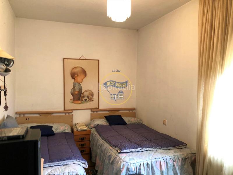 Foto af71615d-7198-4604-9aeb-c98fe0da3311. Xalet amb calefacció aparcament a Garrafe de Torío